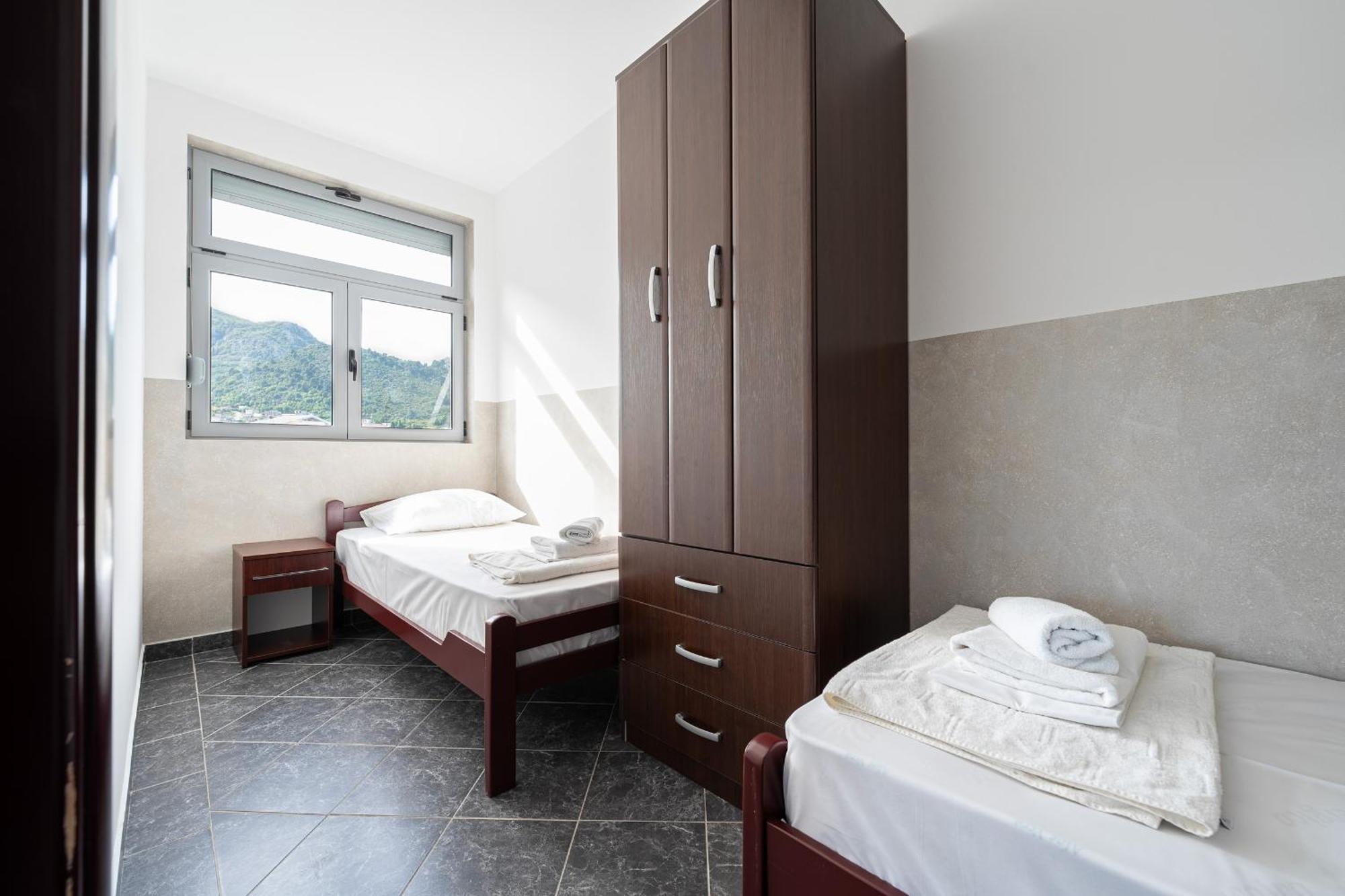 Delfin Apartments Sutomore Ngoại thất bức ảnh