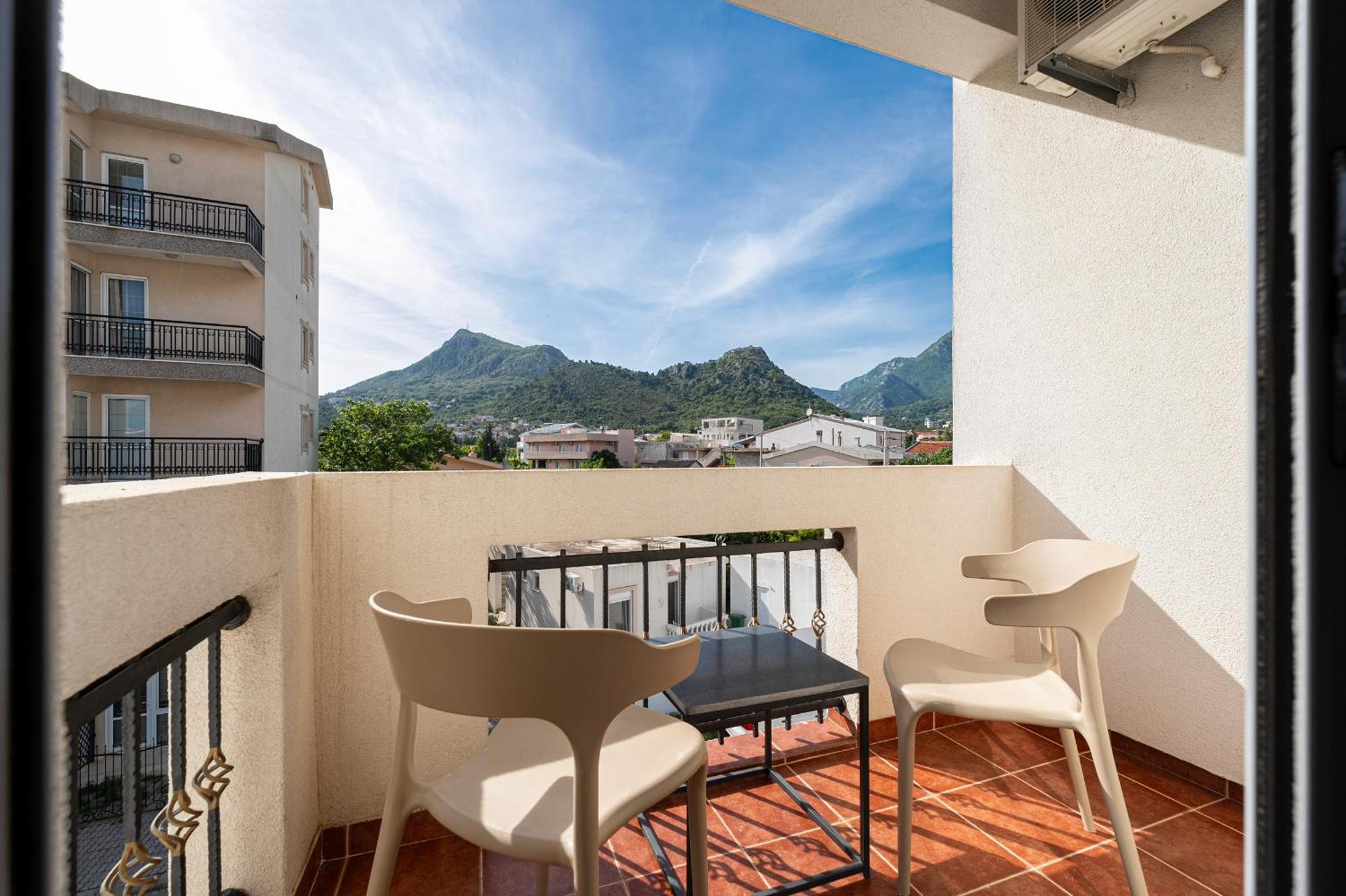 Delfin Apartments Sutomore Phòng bức ảnh