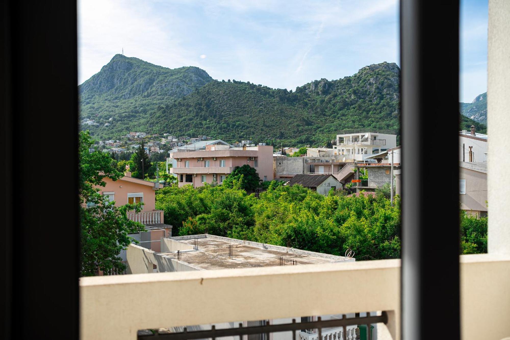 Delfin Apartments Sutomore Phòng bức ảnh