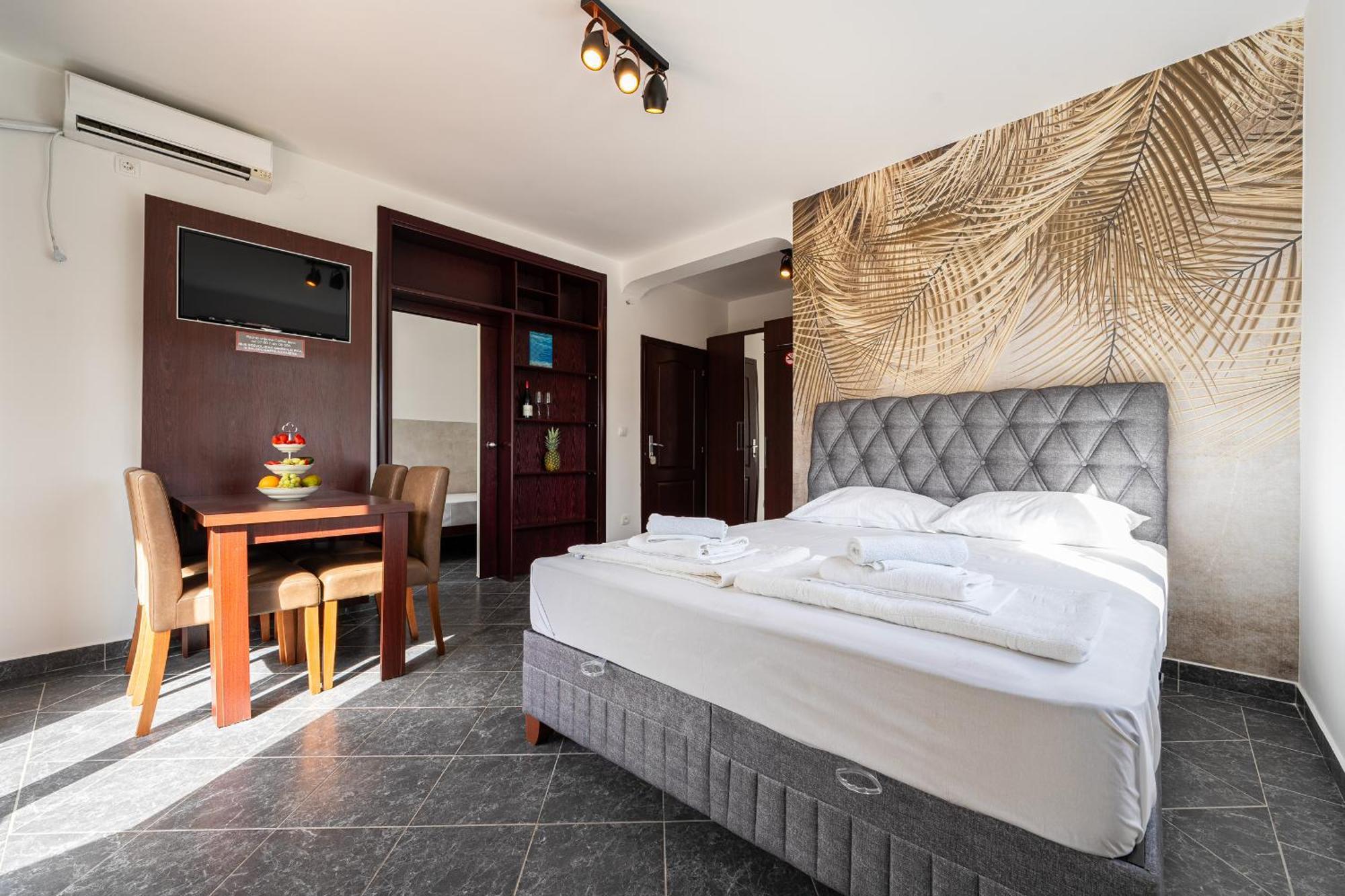 Delfin Apartments Sutomore Ngoại thất bức ảnh